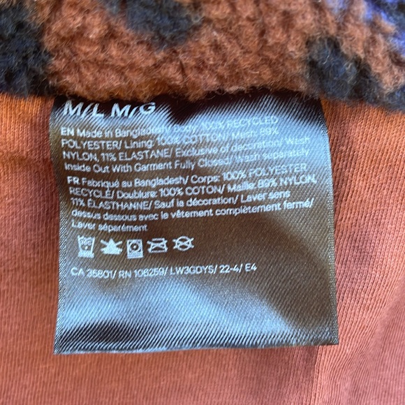 Lululemon Fleece Quarter Zip - Picture 6 of 8